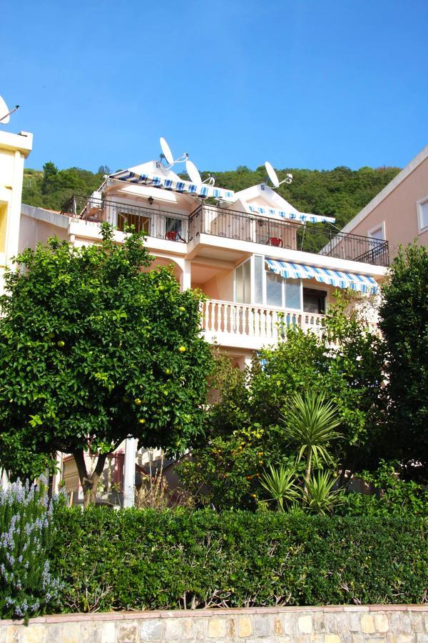 Mm Kovacevic Apartments Petrovac 外观 照片