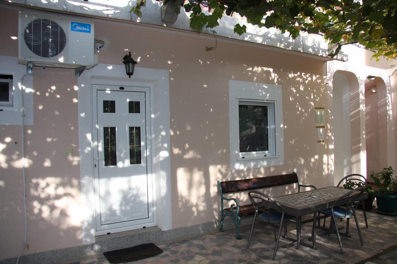 Mm Kovacevic Apartments Petrovac 外观 照片