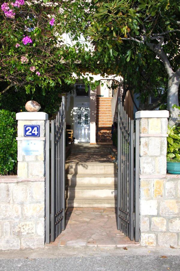 Mm Kovacevic Apartments Petrovac 外观 照片
