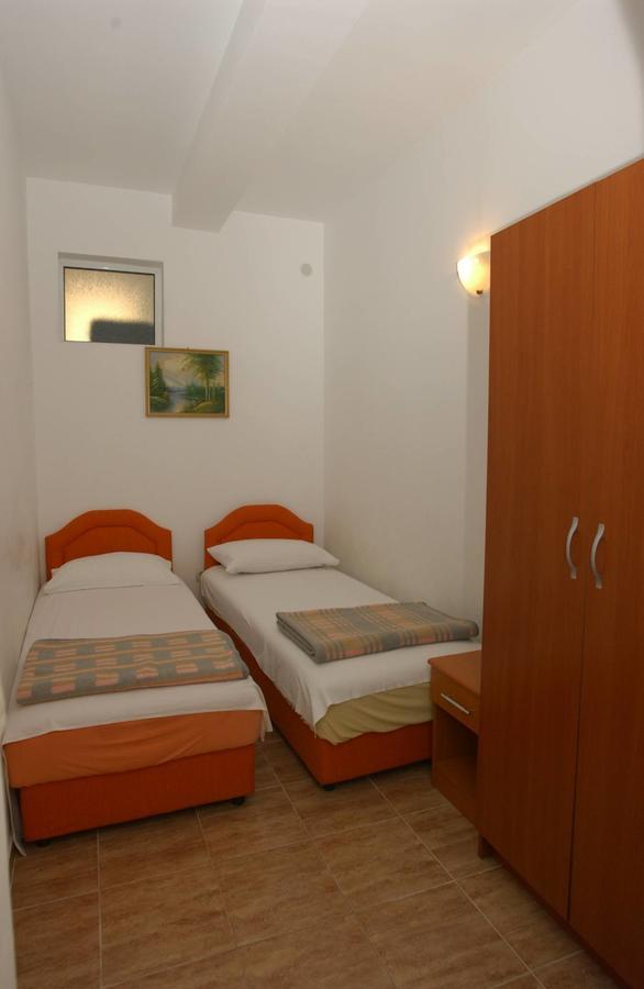 Mm Kovacevic Apartments Petrovac 外观 照片