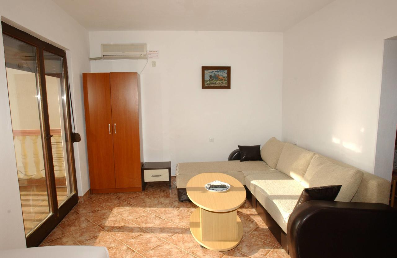 Mm Kovacevic Apartments Petrovac 外观 照片